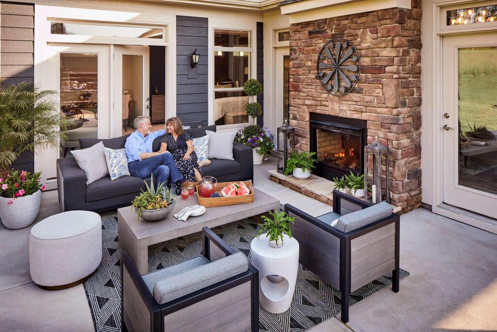 5 Amazing Outdoor Living Spaces + Patio Furniture Ideas For Outdoor Space