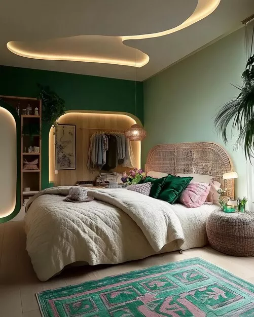 Styling Your Sanctuary: Aesthetic Small Bedroom Decor Ideas